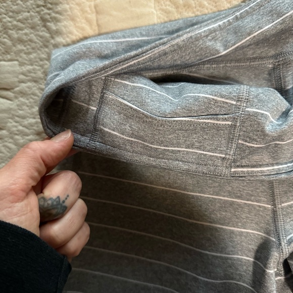 Athleta Striped 7/8 Leggings - Picture 4 of 4